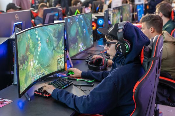 How does eSports influence the UK video game market?